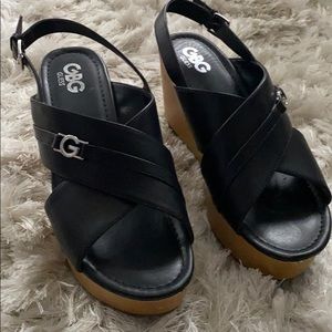 Black guess size 10 wedges